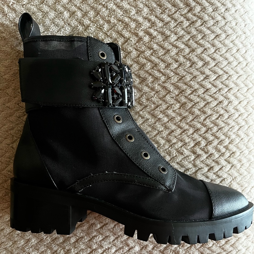 New - Picture 2 of 4